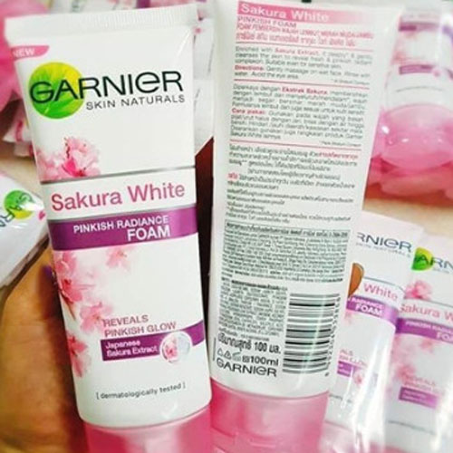 Sữa Rửa Mặt Trắng Da Garnier Sakura